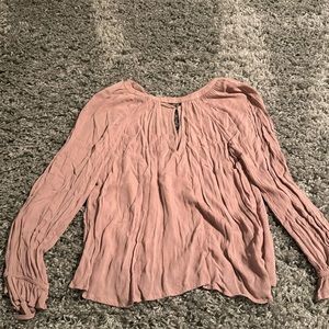 American eagle super cute pink blouse, only worn a few times